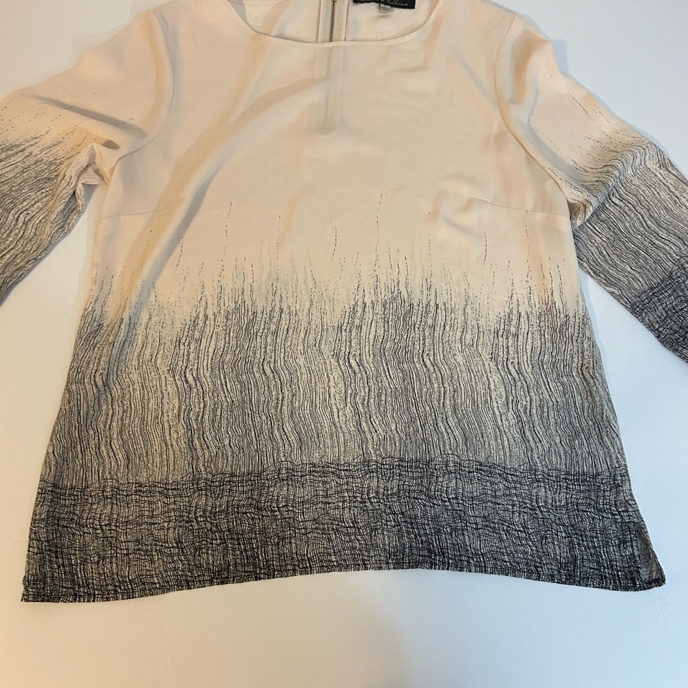 Rose & Olive Beige and Charcoal Gradient Blouse
